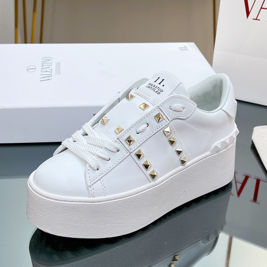 Valenti Flatform Rockstud Untitled Sneaker In Calfskin - PerfectKickZ
