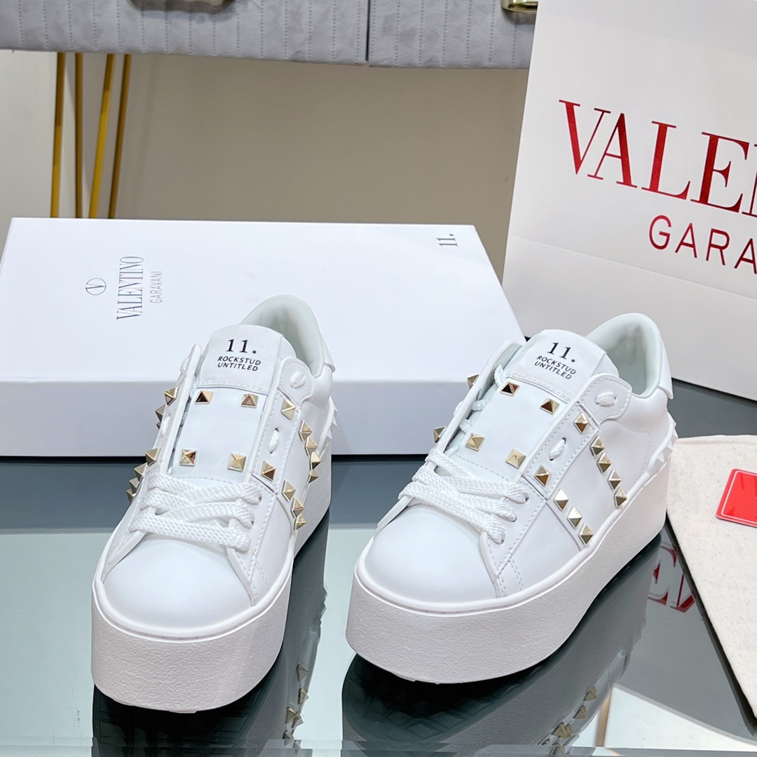 Valenti Flatform Rockstud Untitled Sneaker In Calfskin - PerfectKickZ