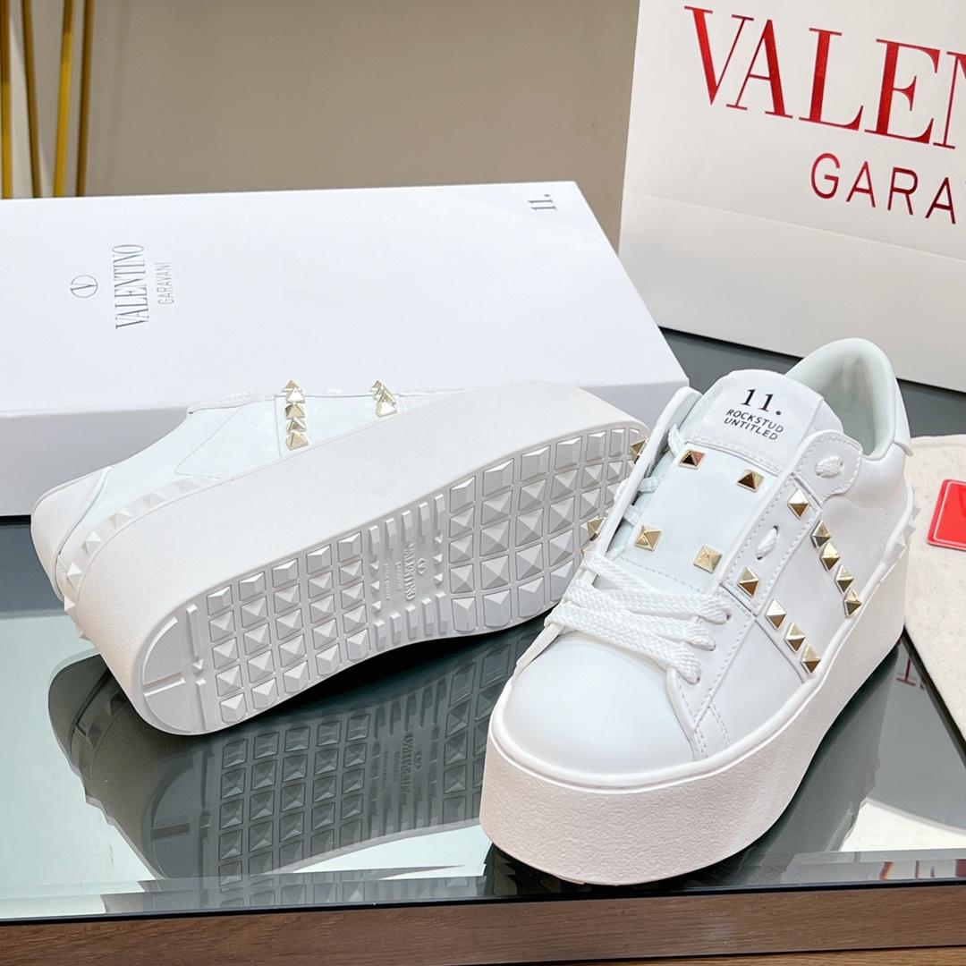 Valenti Flatform Rockstud Untitled Sneaker In Calfskin - PerfectKickZ