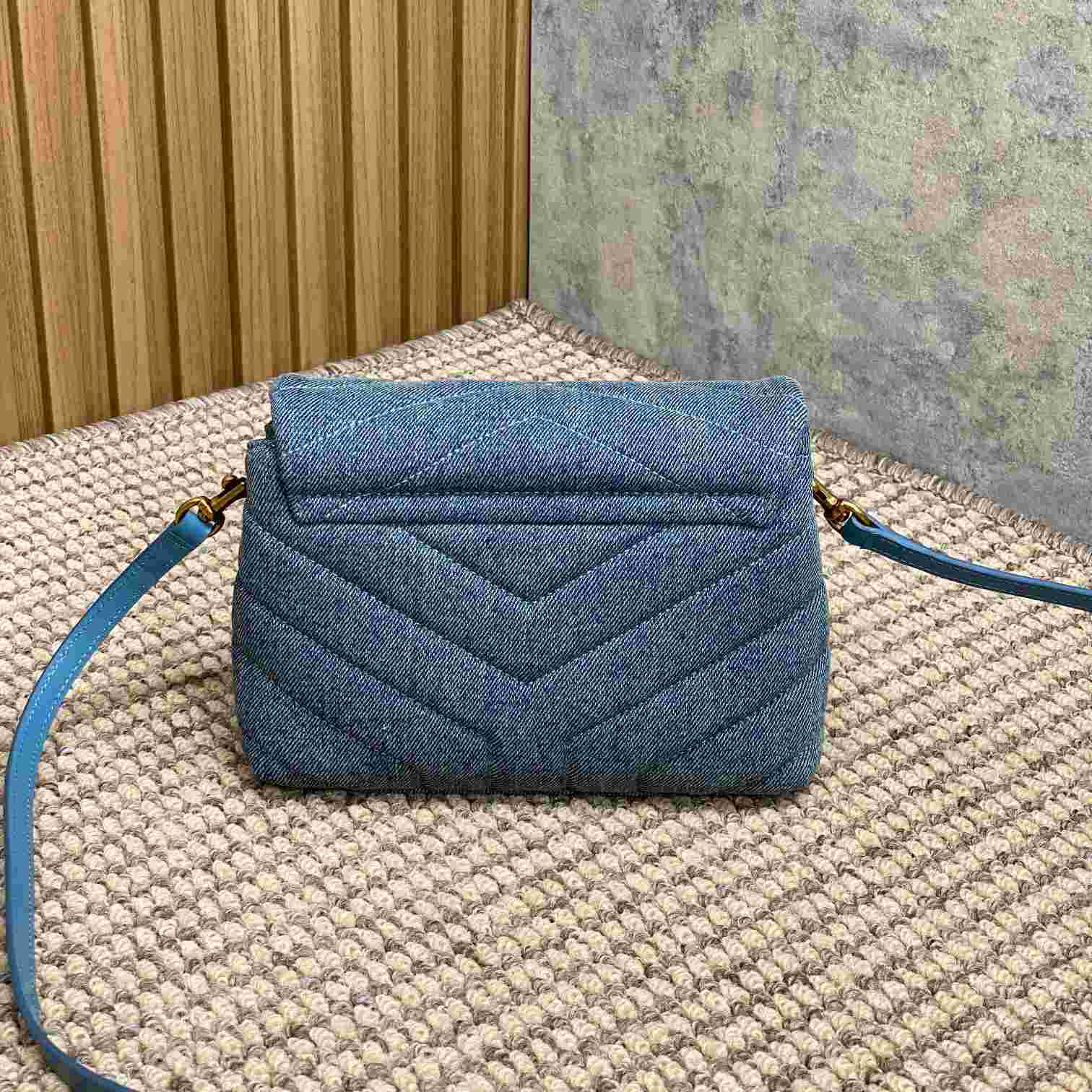 Saint Laurent Denim Shoulder Bag （0x7x15cm） - PerfectKickZ
