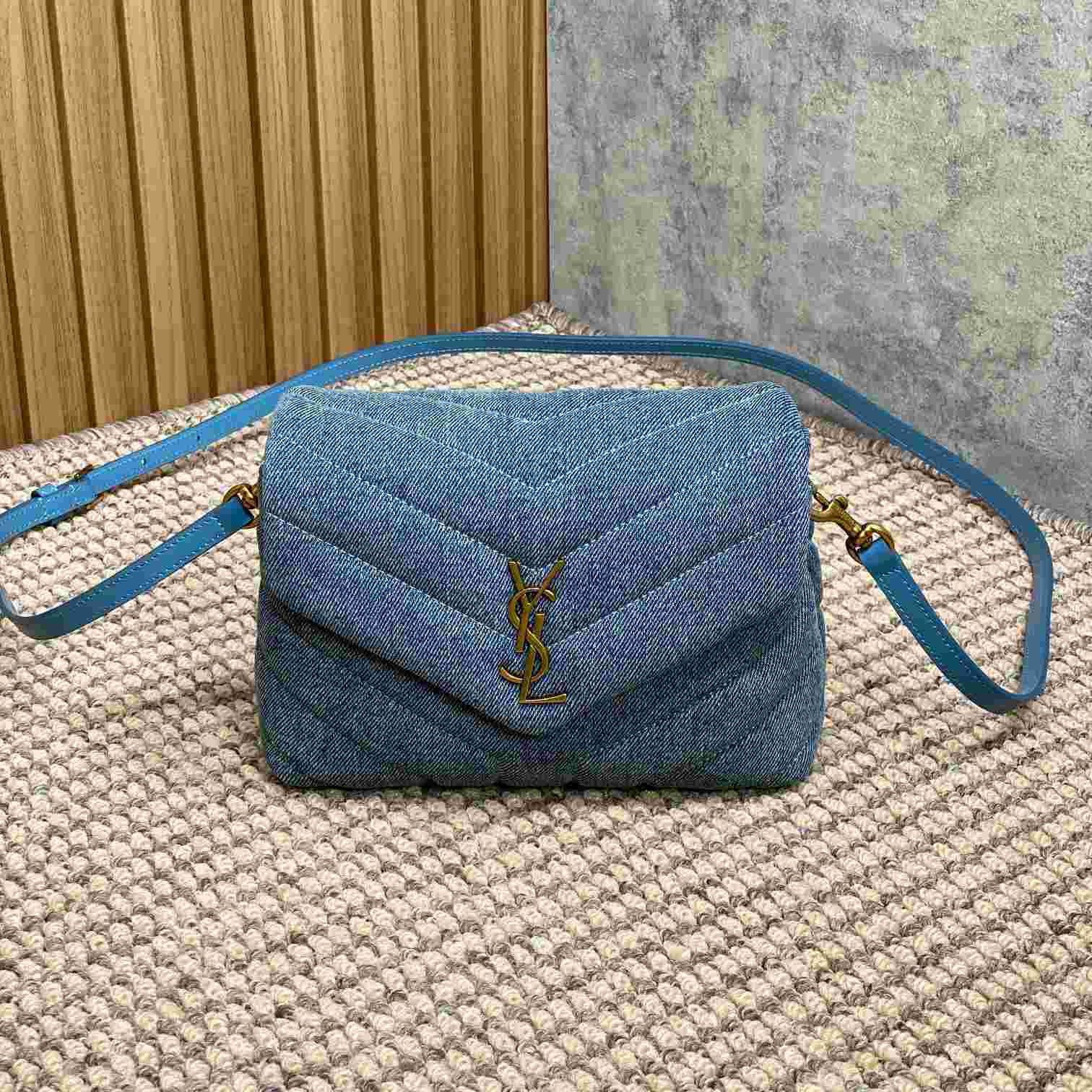 Saint Laurent Denim Shoulder Bag （0x7x15cm） - PerfectKickZ