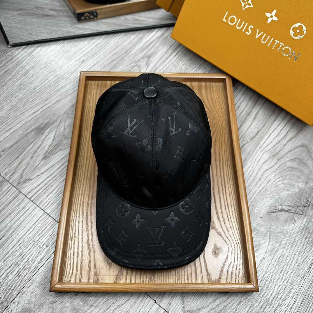 Louis Vuitton Monoragm Cap - PerfectKickZ