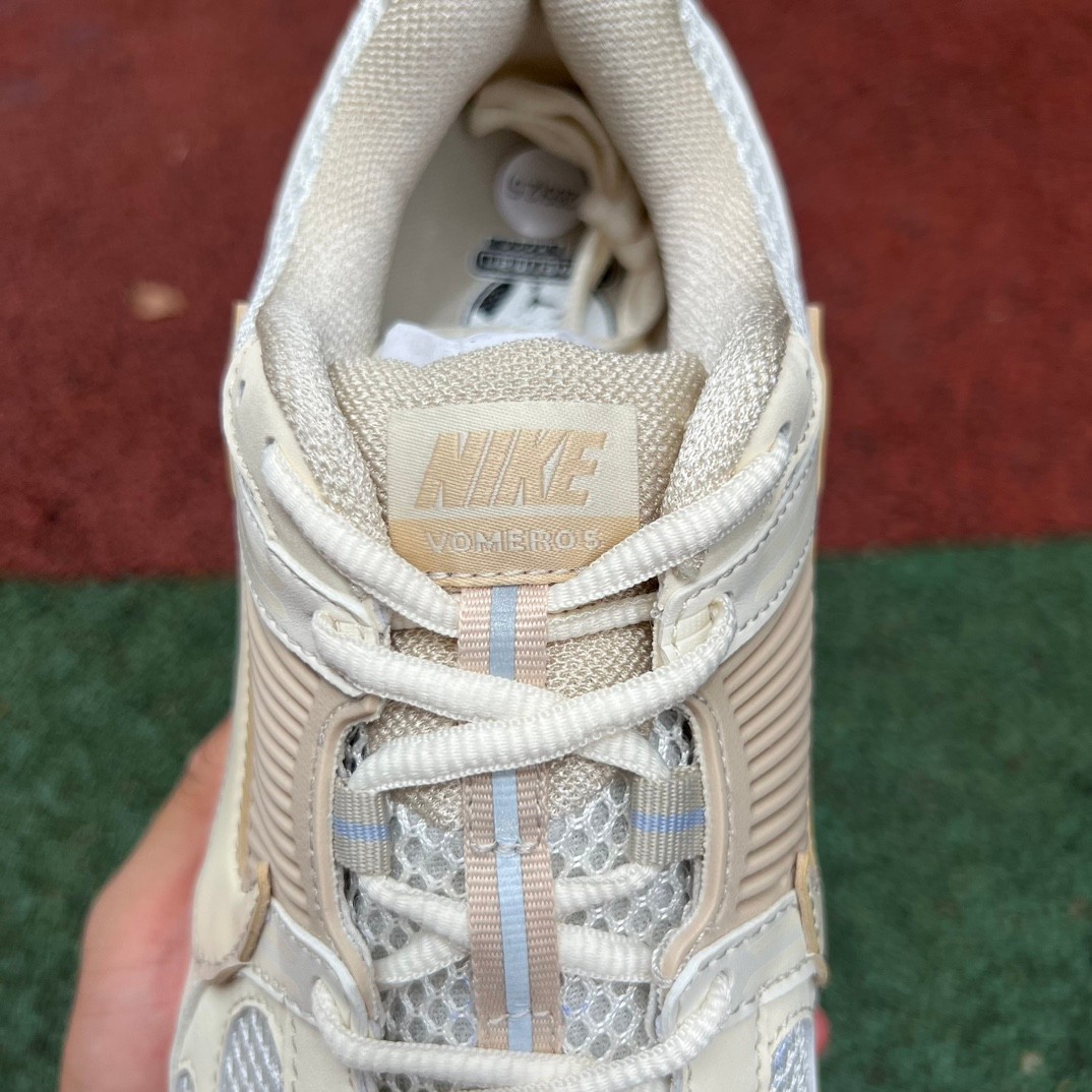 Nike Zoom Vomero 5 Sneakers   FQ6868-181 - PerfectKickZ