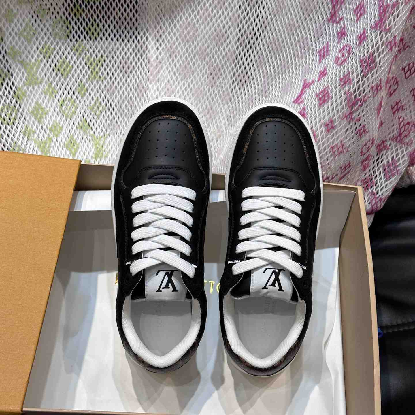 Louis Vuitton LV Stadium Sneaker   1ACUJ3 - PerfectKickZ