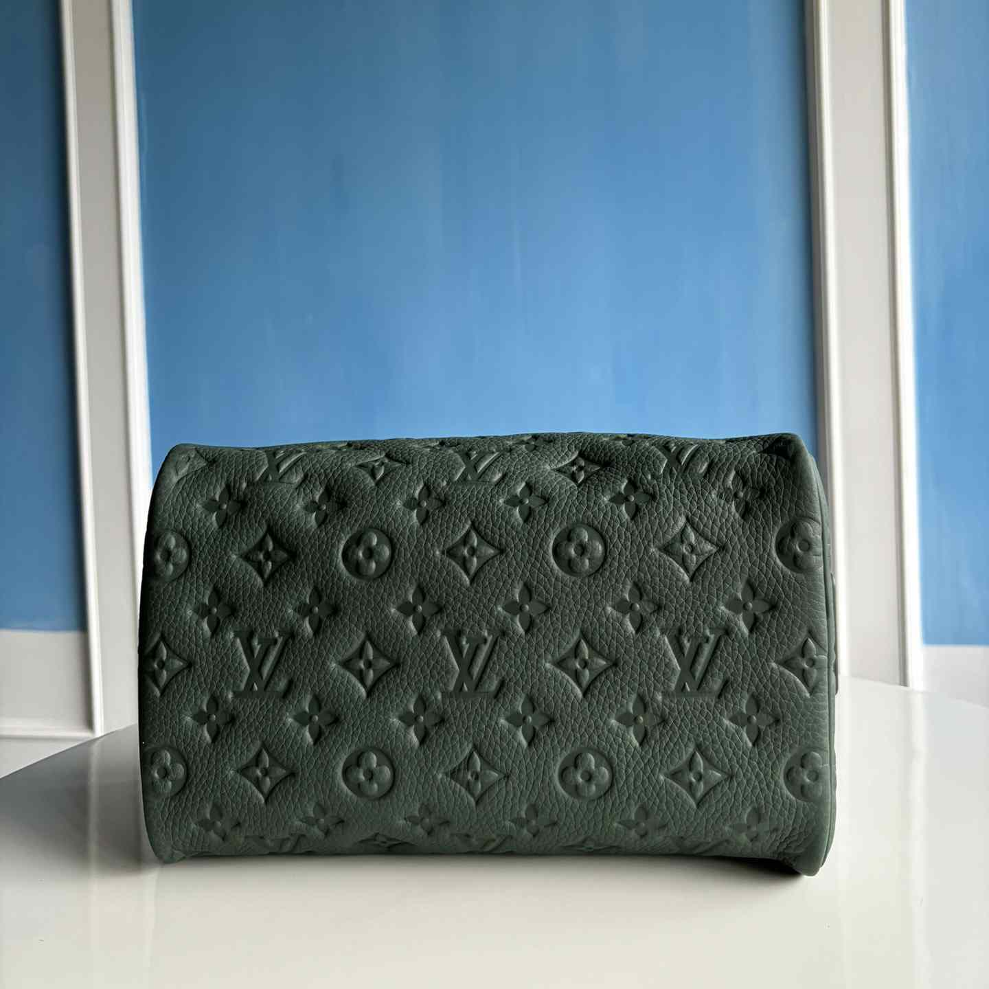 Louis Vuitton Dopp Kit    M24442 - PerfectKickZ