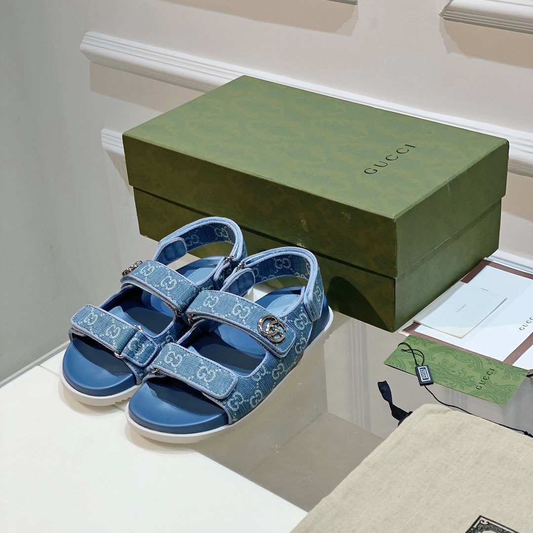 Gucci Women's Double G Sandal  - PerfectKickZ