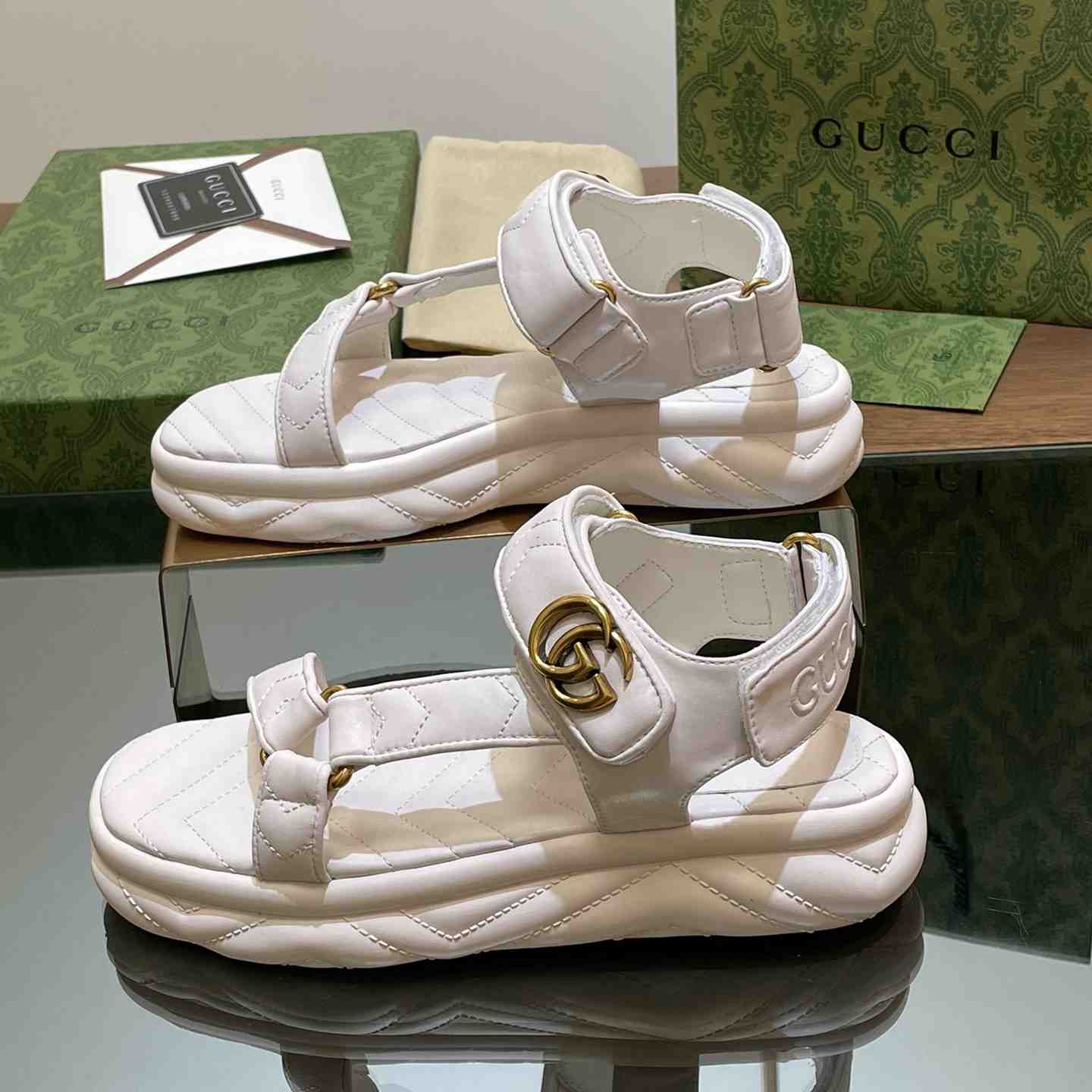 Gucci Women's Double G Sandal - PerfectKickZ