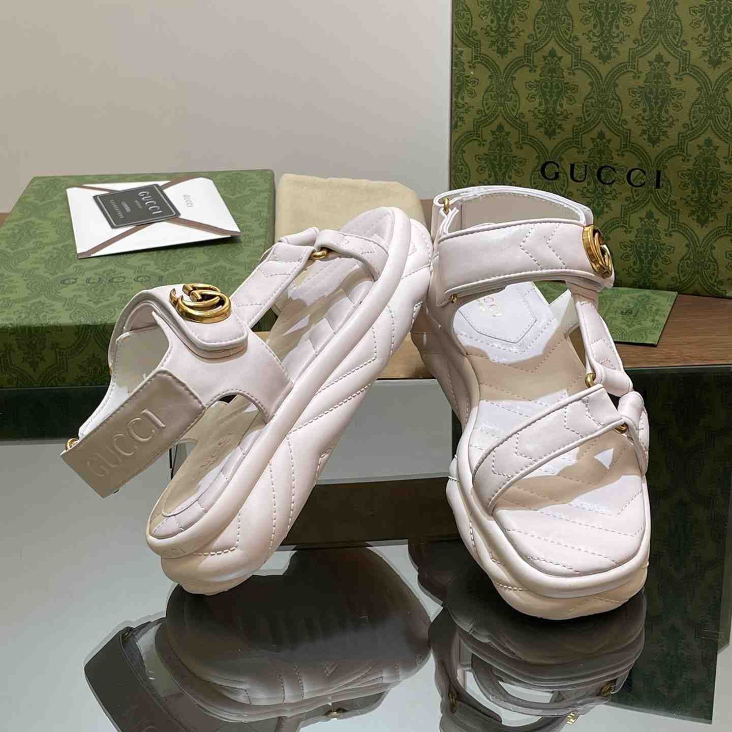 Gucci Women's Double G Sandal - PerfectKickZ