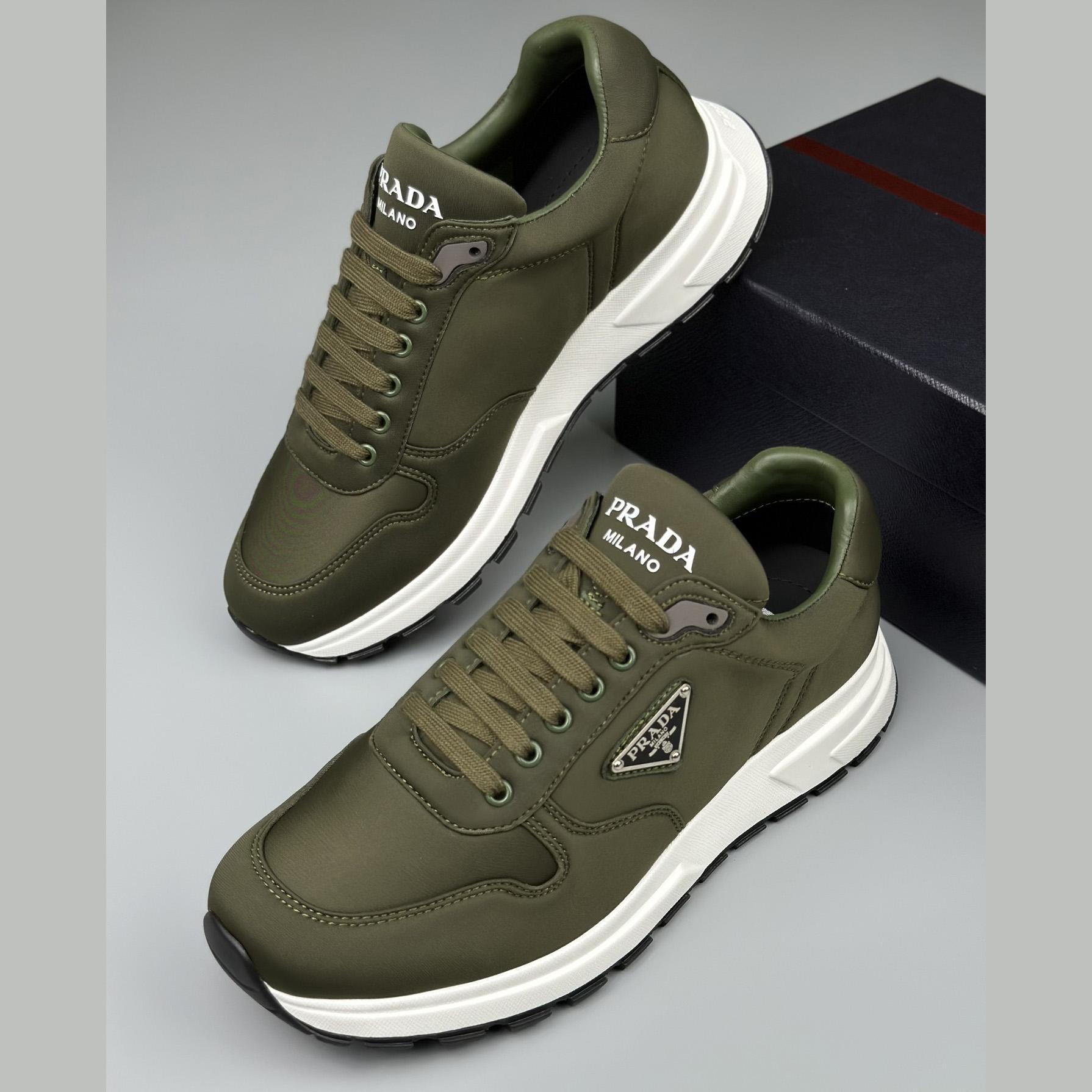 Prada Prax 01 Re-Nylon Sneakers - PerfectKickZ