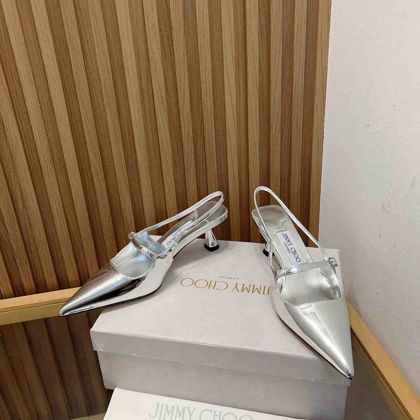 Jimmy Choo Didi 45 Silver Liquid Metal Leather Pointed Pumps - PerfectKickZ