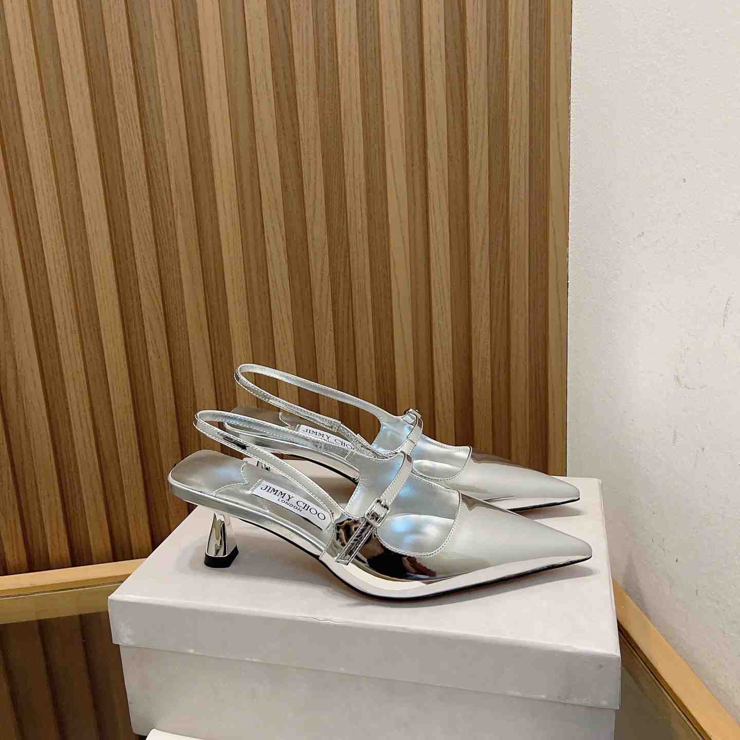Jimmy Choo Didi 45 Silver Liquid Metal Leather Pointed Pumps - PerfectKickZ