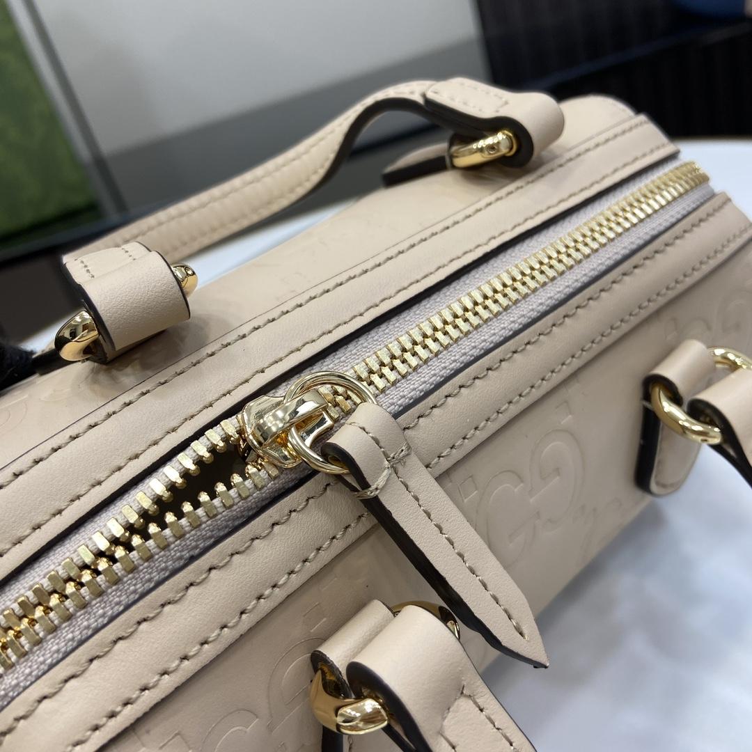 Gucci GG Super Mini Top Handle Bag - PerfectKickZ