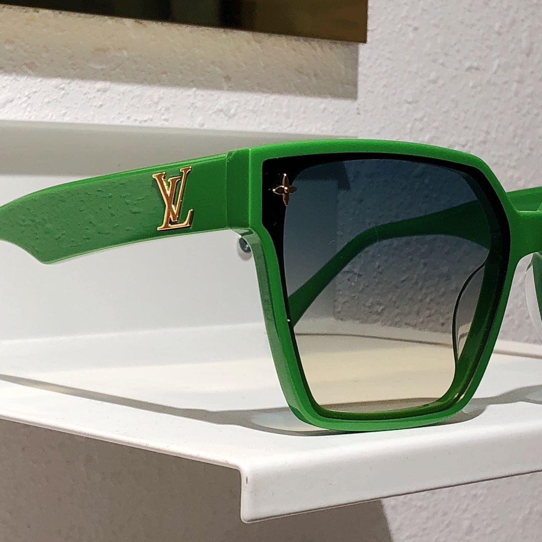 Louis Vuitton Sunglasses  Z0286 - PerfectKickZ