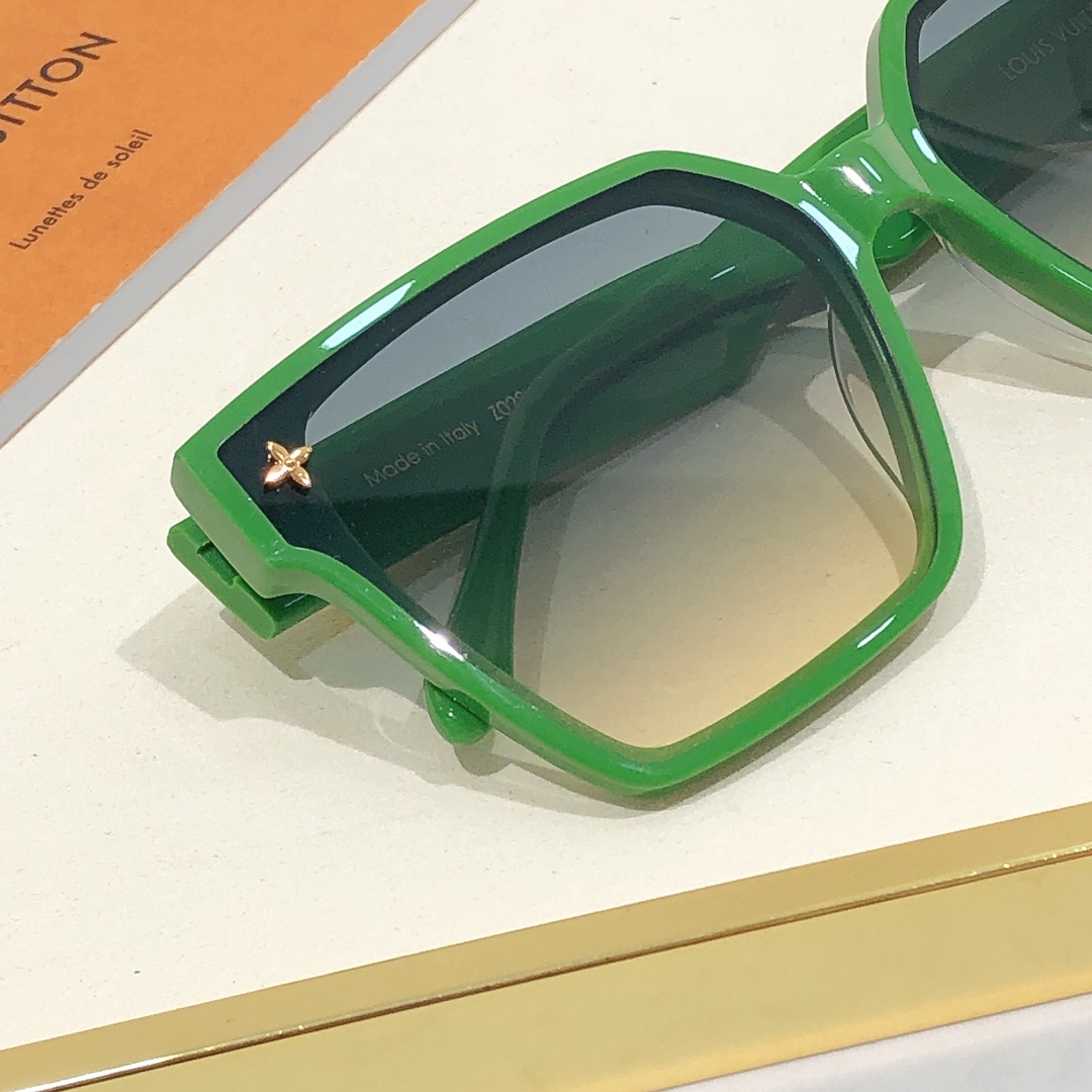 Louis Vuitton Sunglasses  Z0286 - PerfectKickZ