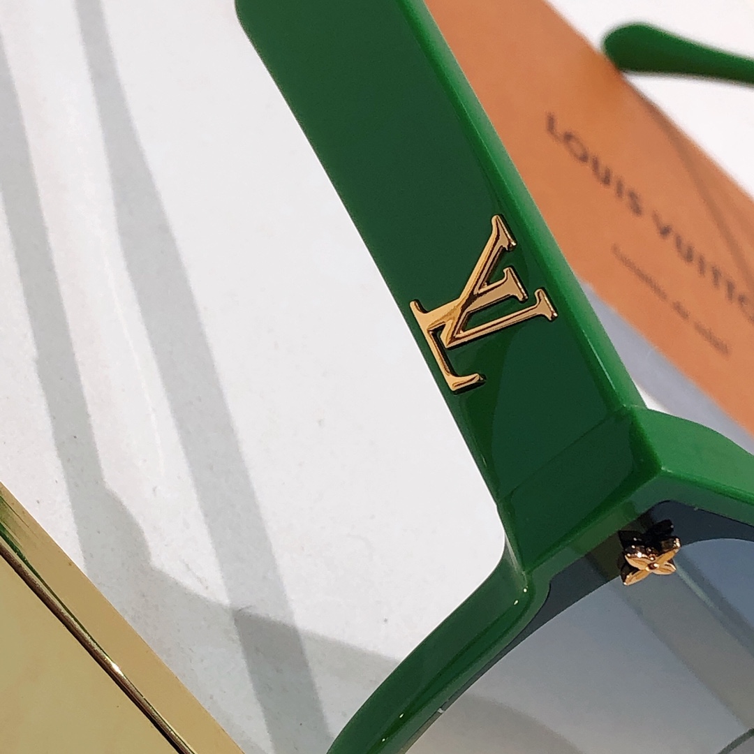 Louis Vuitton Sunglasses  Z0286 - PerfectKickZ