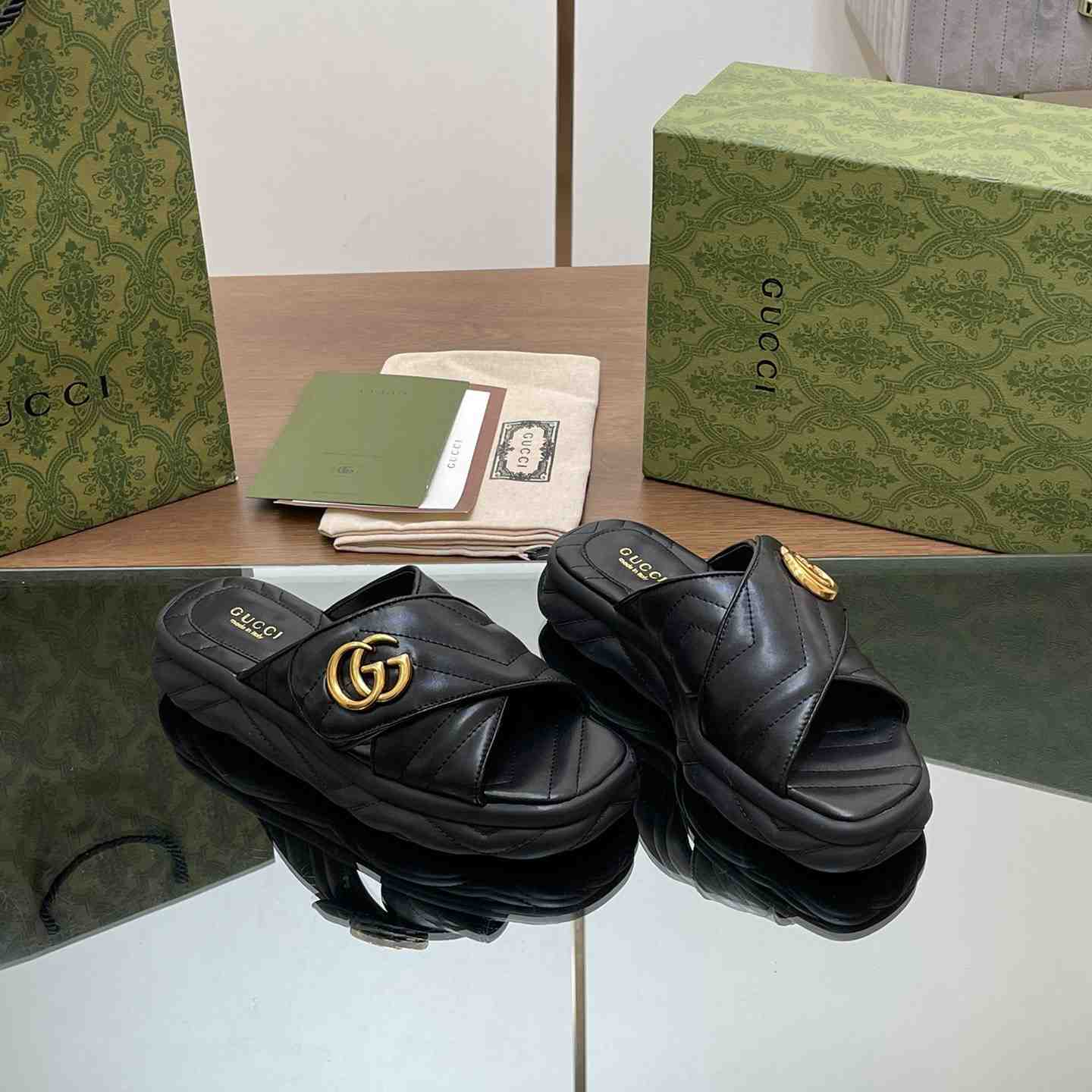 Gucci Women's Double G Slide Sandal - PerfectKickZ