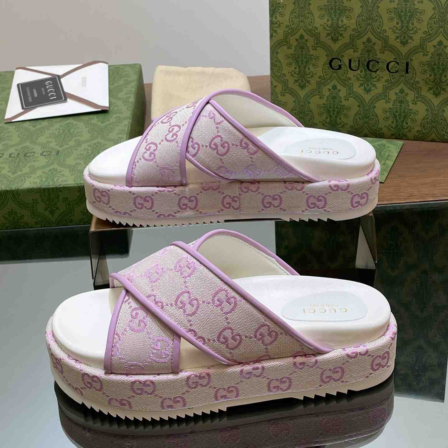Gucci Women's GG Platform Slide Sandal - PerfectKickZ