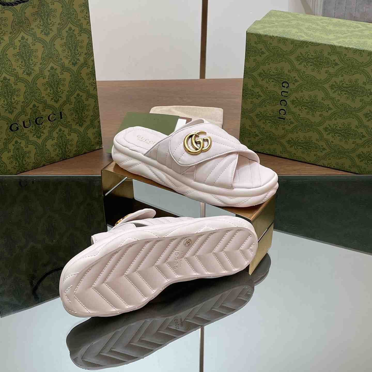 Gucci Women's Double G Slide Sandal - PerfectKickZ