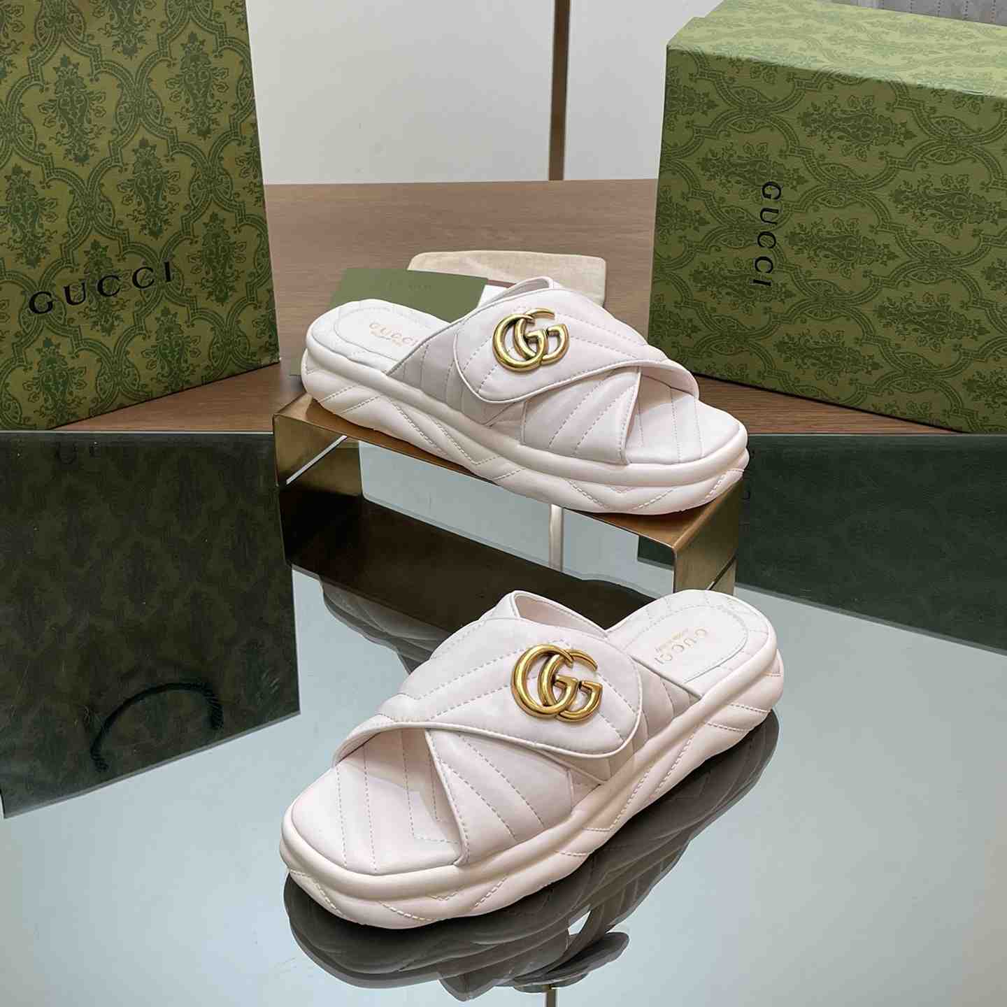 Gucci Women's Double G Slide Sandal - PerfectKickZ