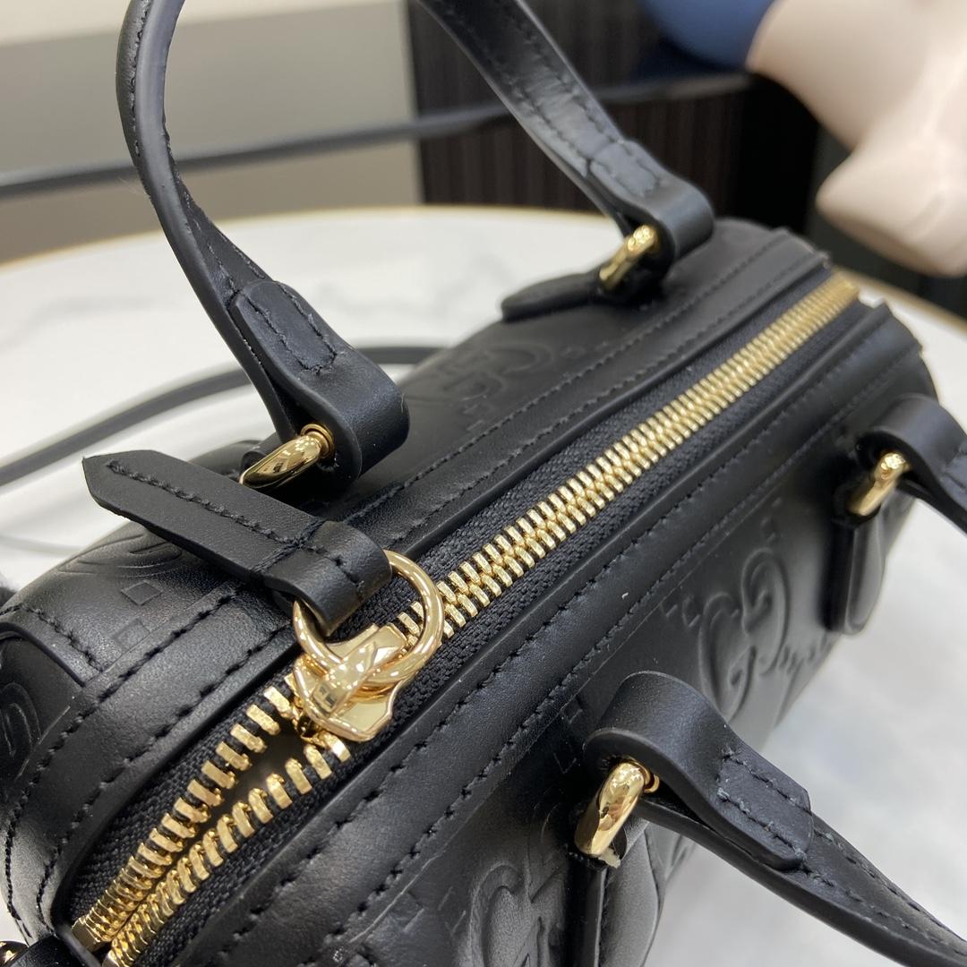 Gucci GG Super Mini Top Handle Bag - PerfectKickZ
