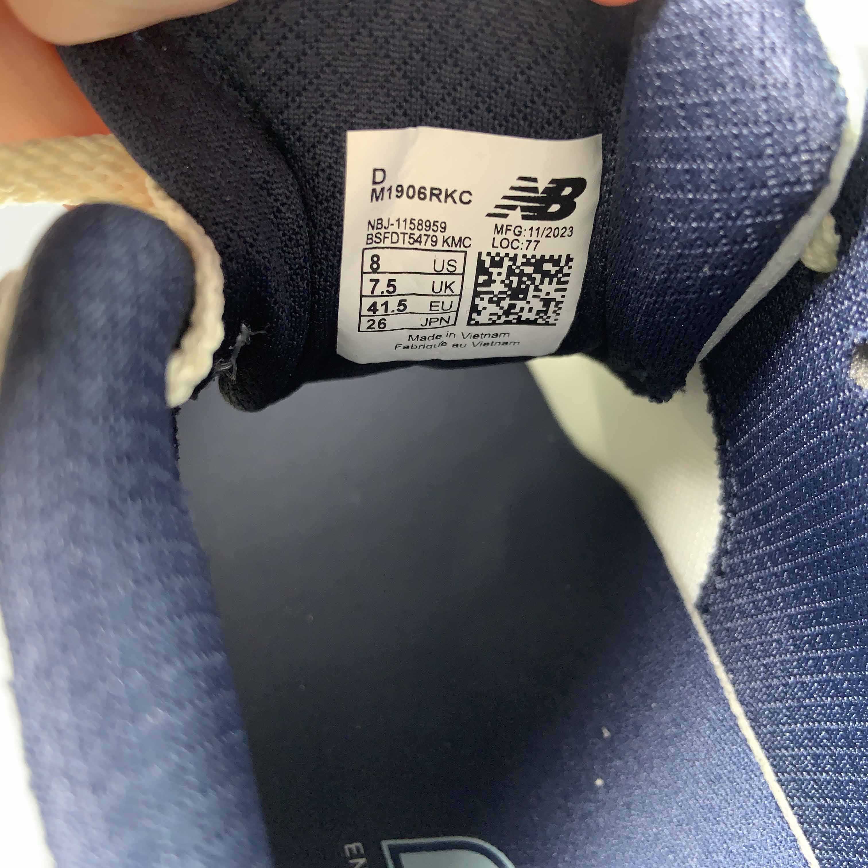 New Balance NB1906R Sneakers    M1906RKC - PerfectKickZ