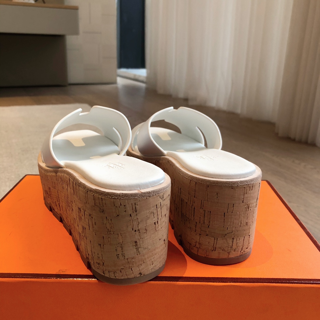 Hermes Eze 30 sandal - PerfectKickZ
