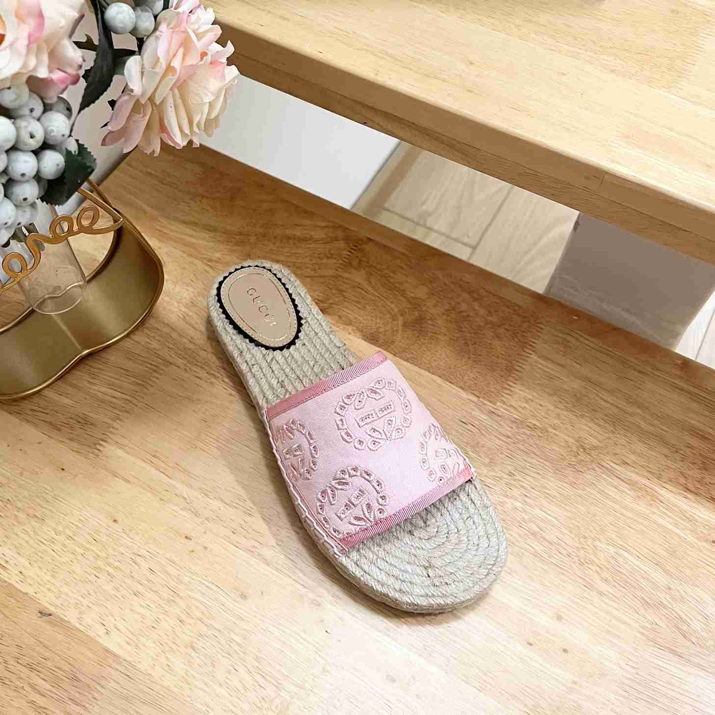 Gucci Women's Interlocking G Espadrille Sandal - PerfectKickZ