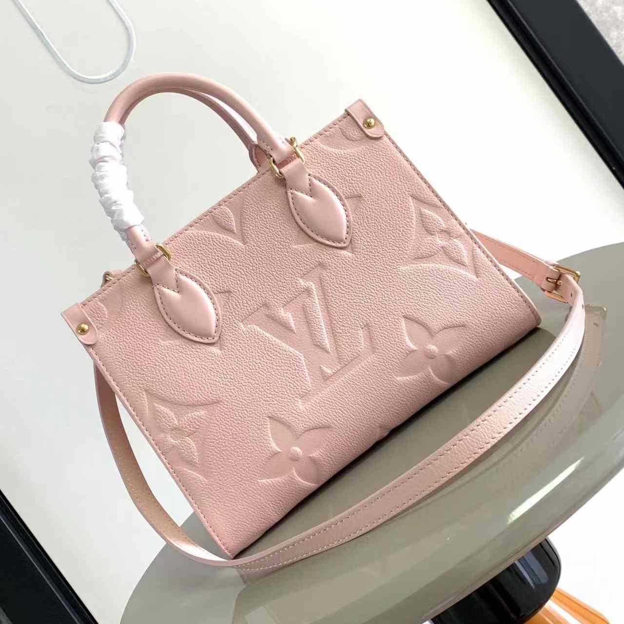 Louis Vuitton OnTheGo PM   M47135 - PerfectKickZ