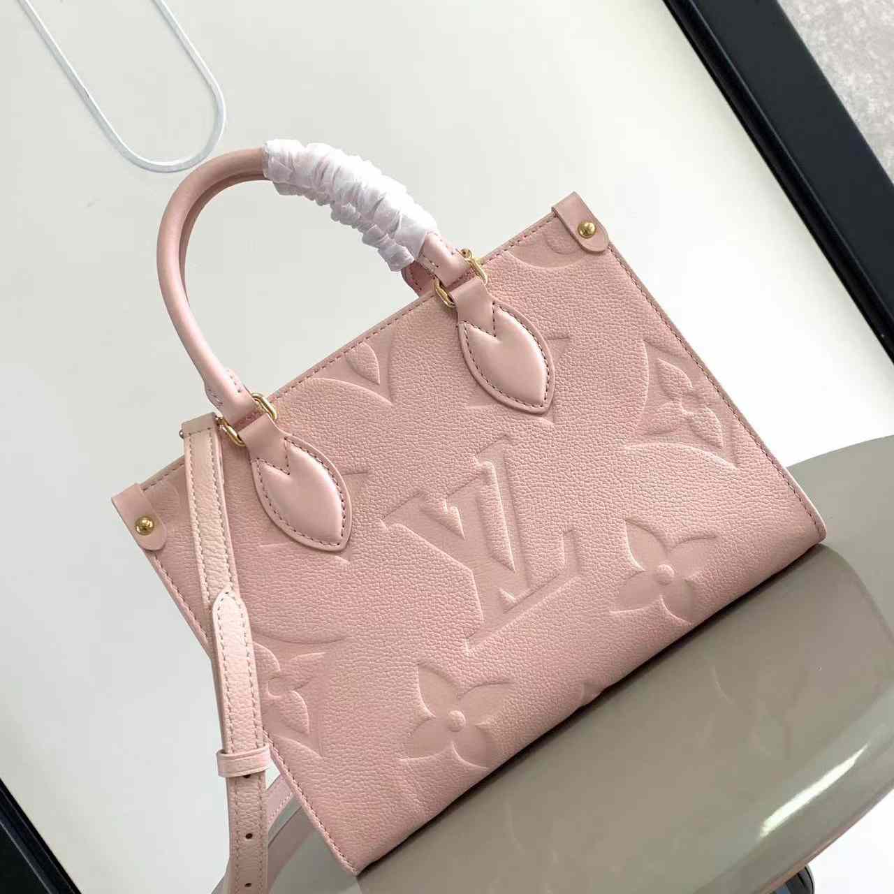 Louis Vuitton OnTheGo PM   M47135 - PerfectKickZ