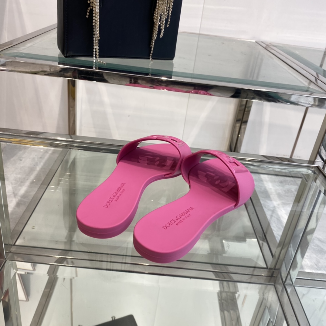 Dolce & Gabbana Rubber Beachwear Sliders - PerfectKickZ