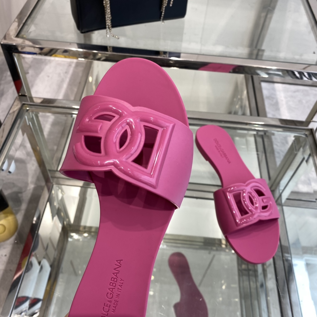 Dolce & Gabbana Rubber Beachwear Sliders - PerfectKickZ