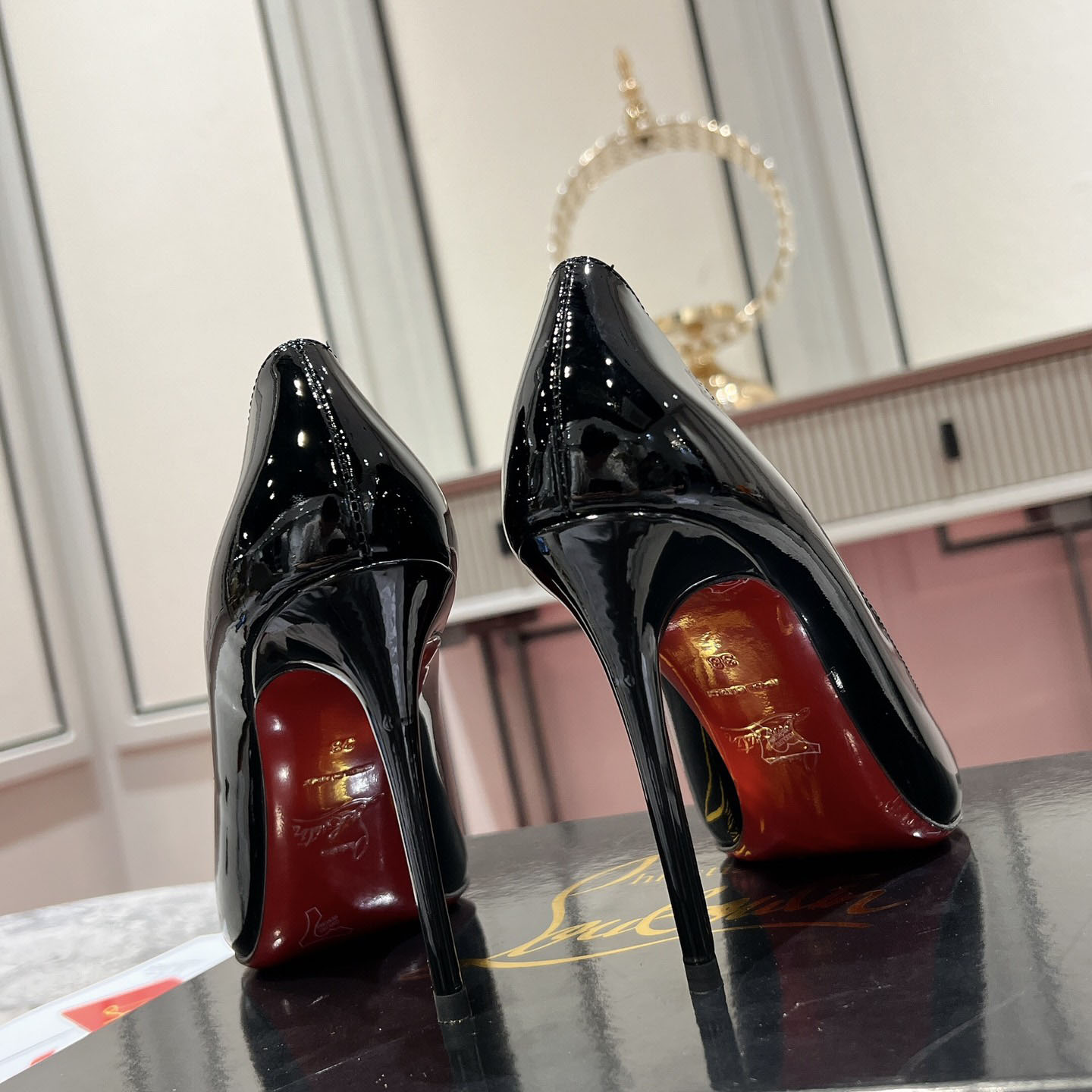 Christian Louboutin Hot Chick 100mm Pumps - PerfectKickZ