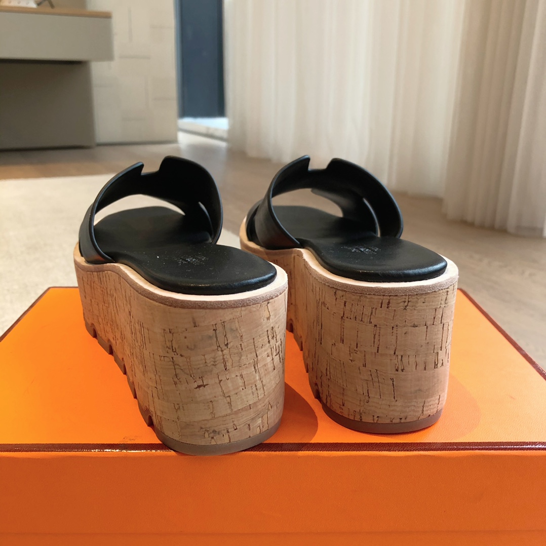 Hermes Eze 30 sandal - PerfectKickZ