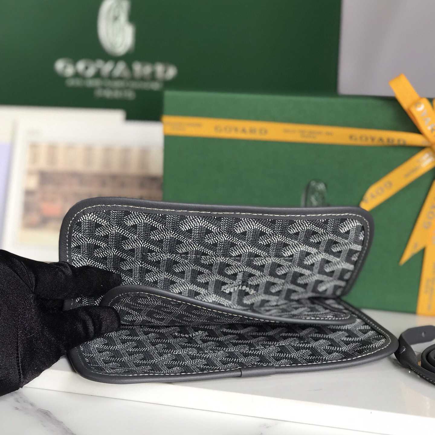 Goyard Plumet Pocket Wallet - PerfectKickZ