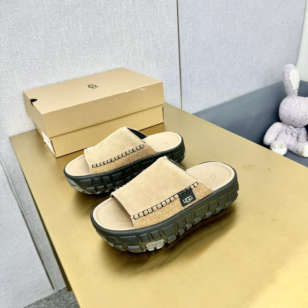 Ugg All Gender Venture Daze Slide - PerfectKickZ