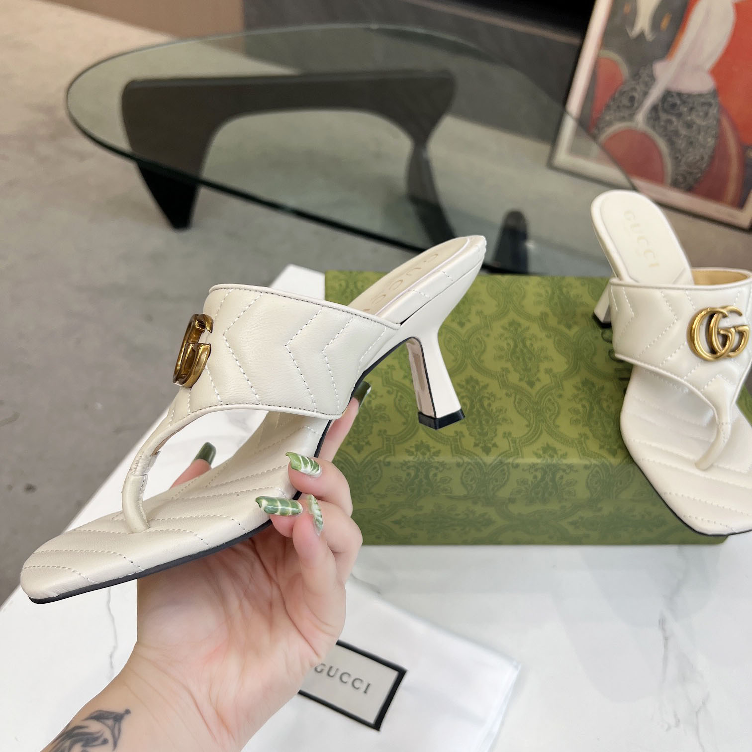 Gucci Women's Double G thong sandal - PerfectKickZ