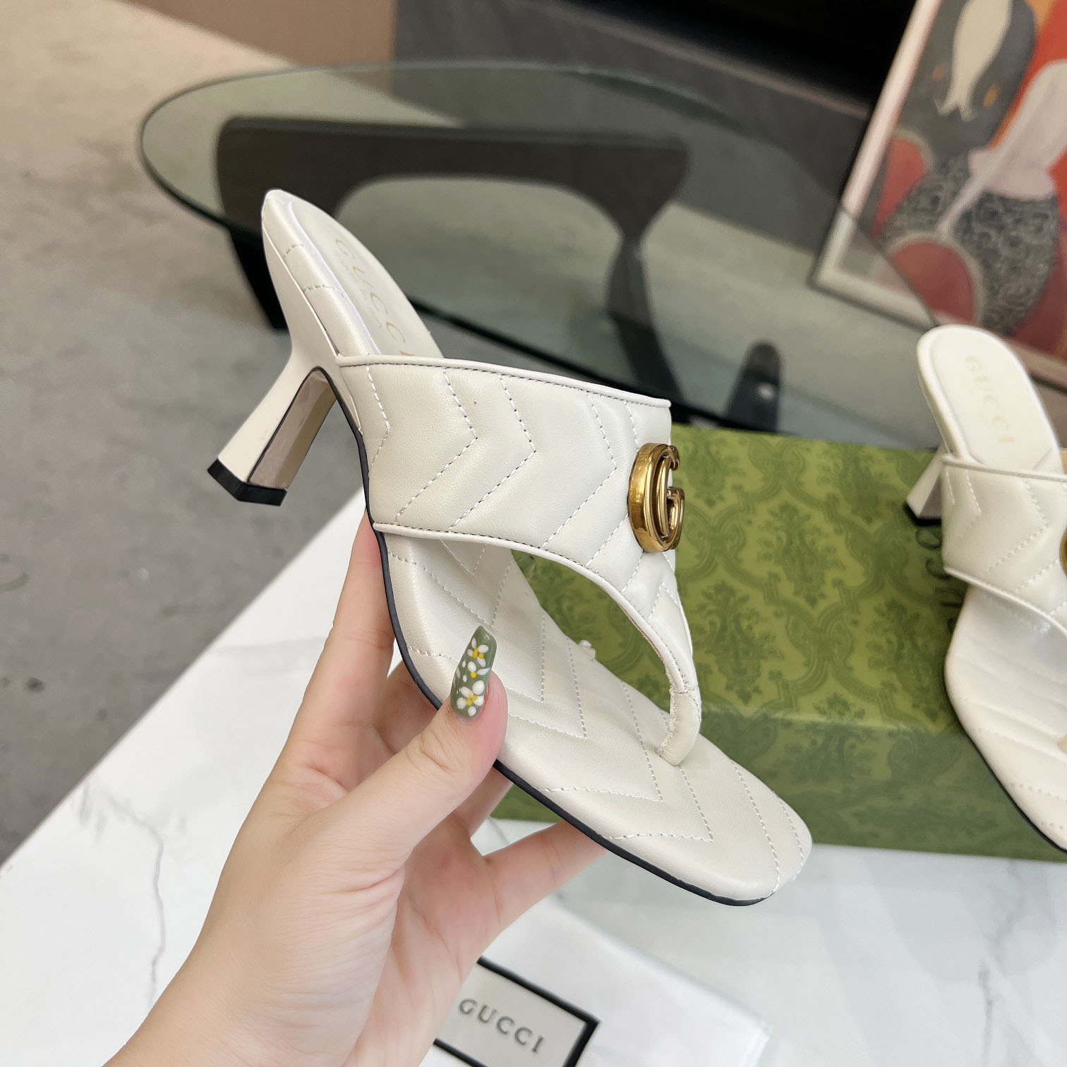 Gucci Women's Double G thong sandal - PerfectKickZ