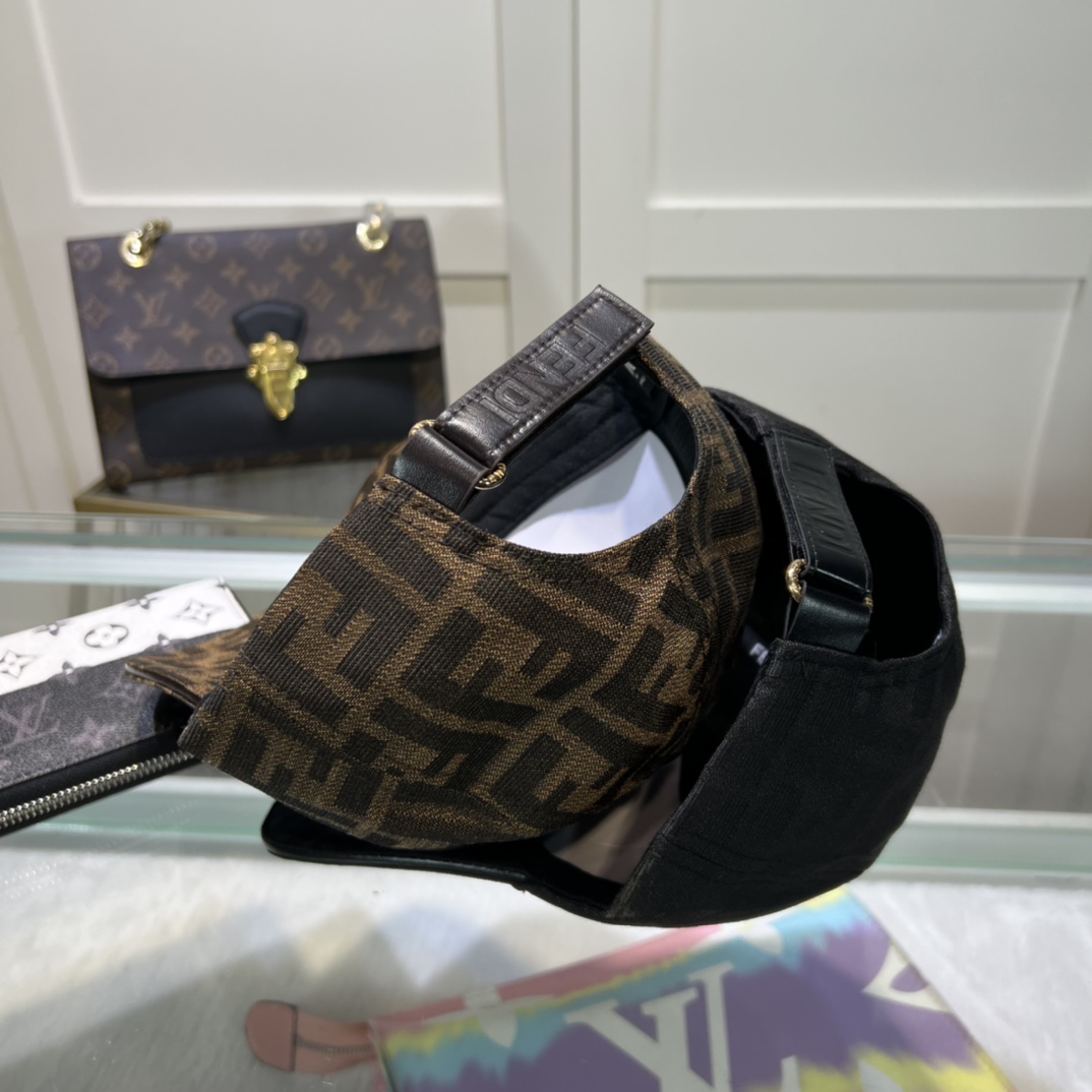 Fendi FF  Logo Baseball Cap - PerfectKickZ