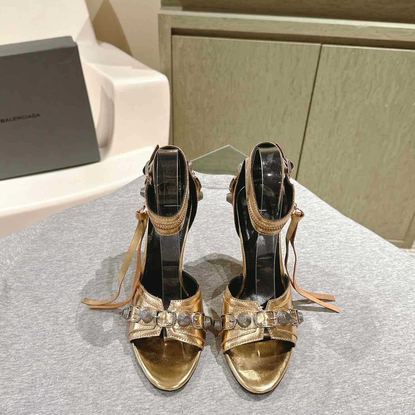 Balenciaga Cagole 110mm Metallic-finish Sandals - PerfectKickZ