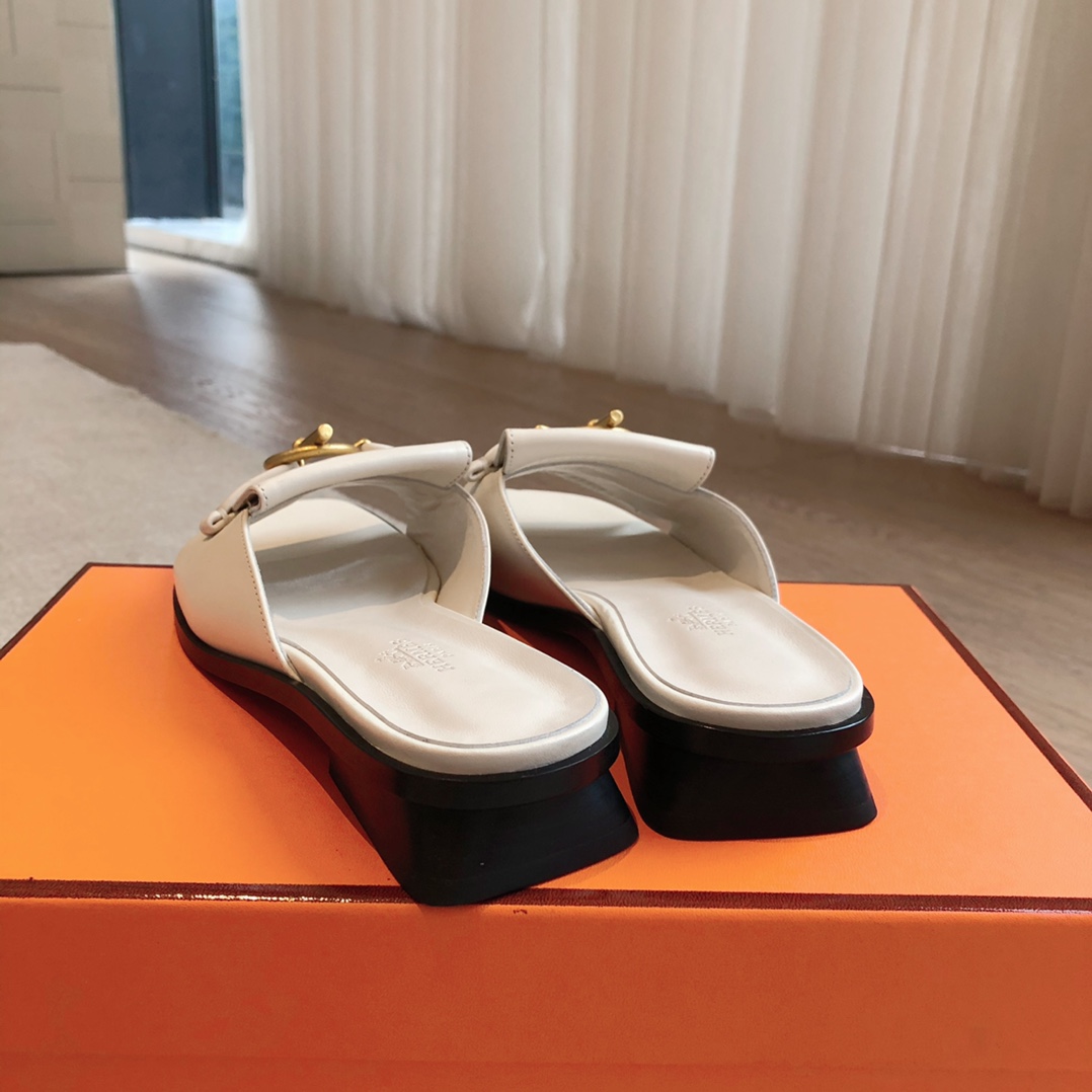 Hermes Isle Sandal - PerfectKickZ
