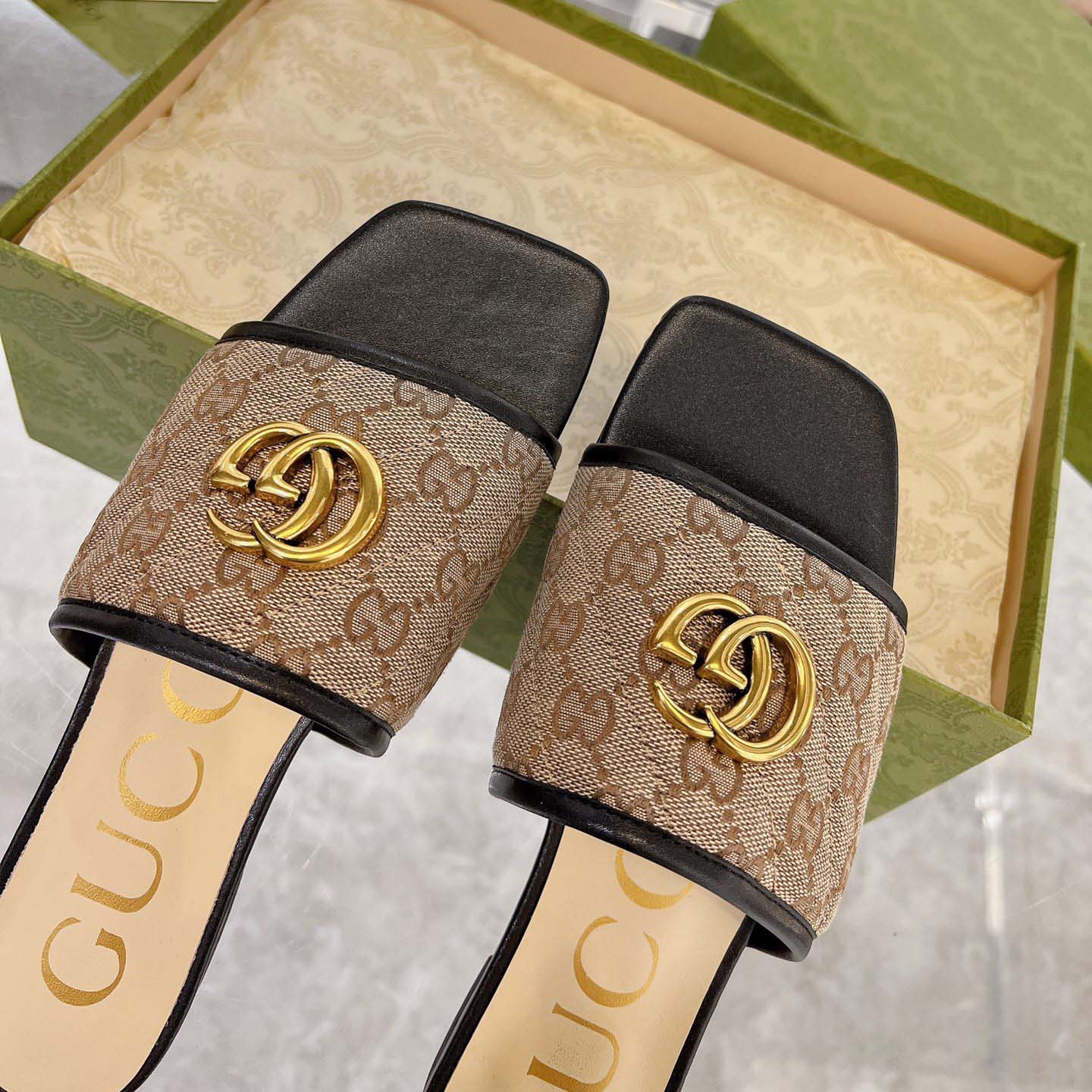 Gucci Women's GG Matelasse Canvas Slide Sandal - PerfectKickZ