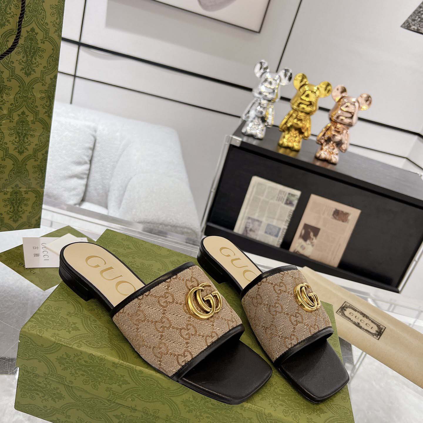 Gucci Women's GG Matelasse Canvas Slide Sandal - PerfectKickZ