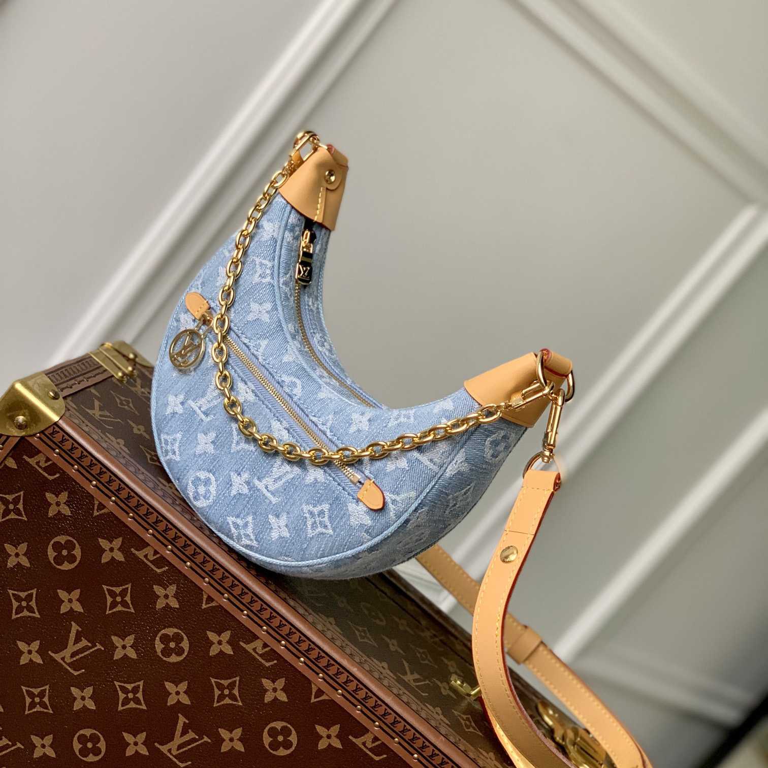 Louis Vuitton Loop  M24846 - PerfectKickZ