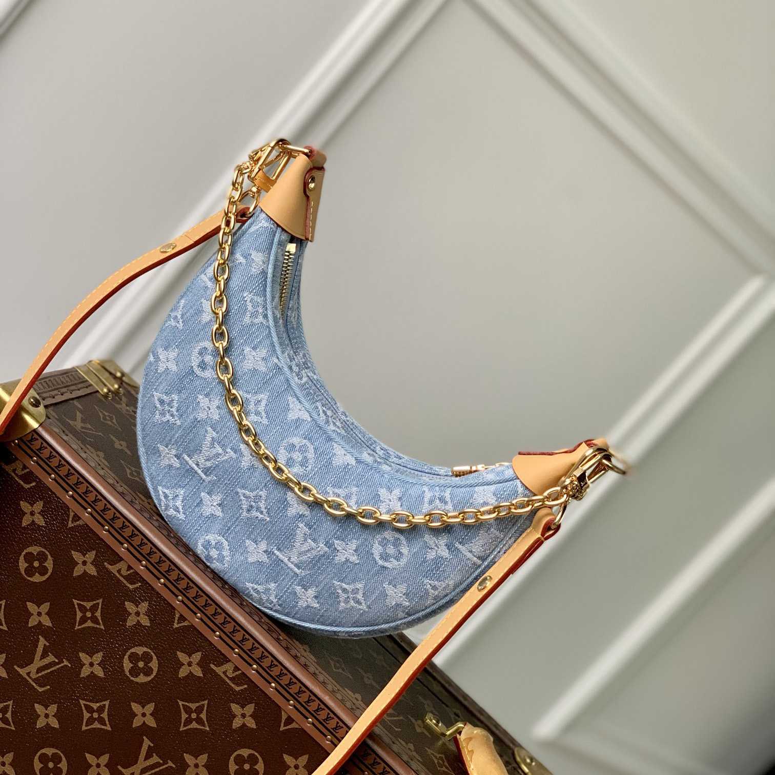 Louis Vuitton Loop  M24846 - PerfectKickZ