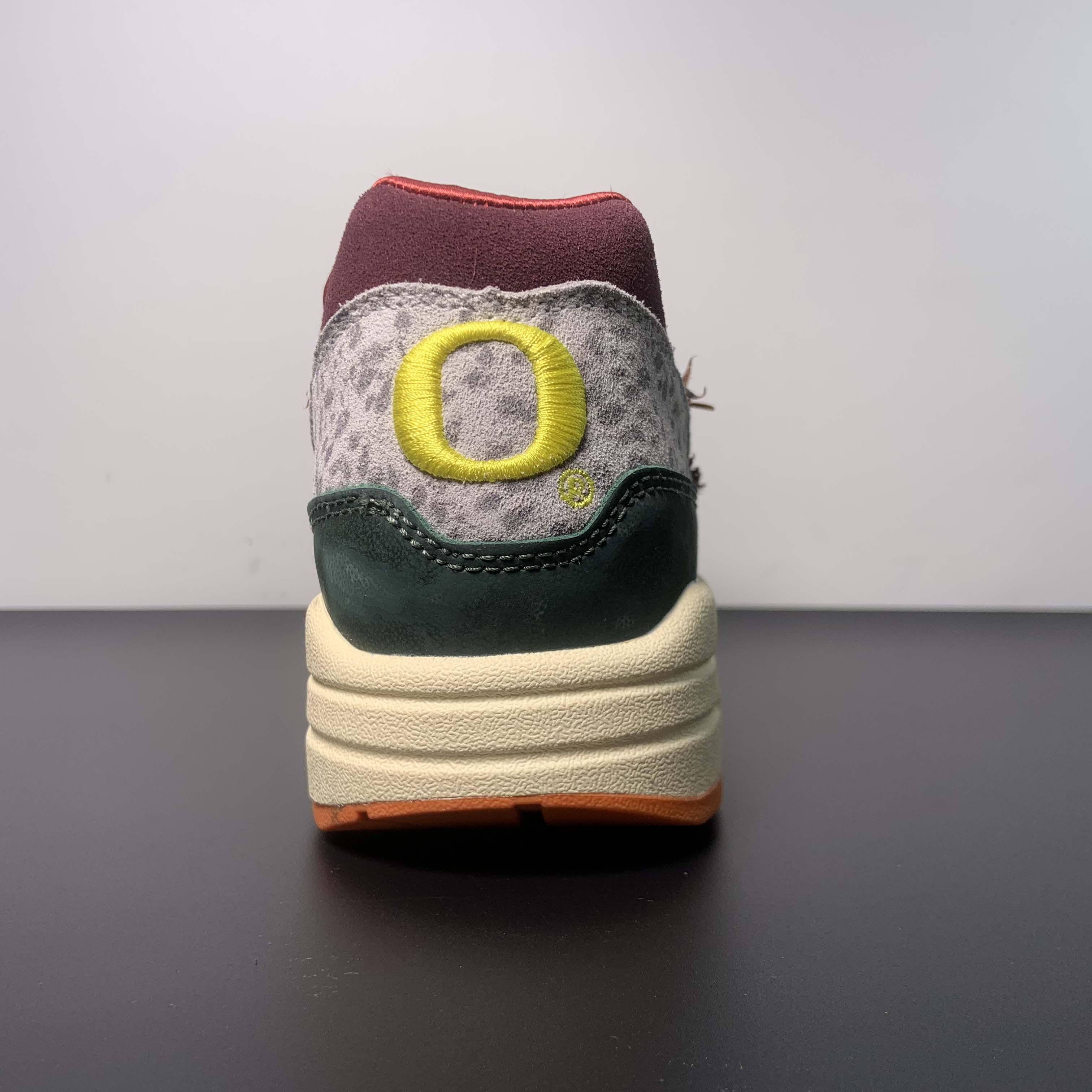 Division Street x Nike Air Max 1 Sneakers    HQ2639-100 - PerfectKickZ