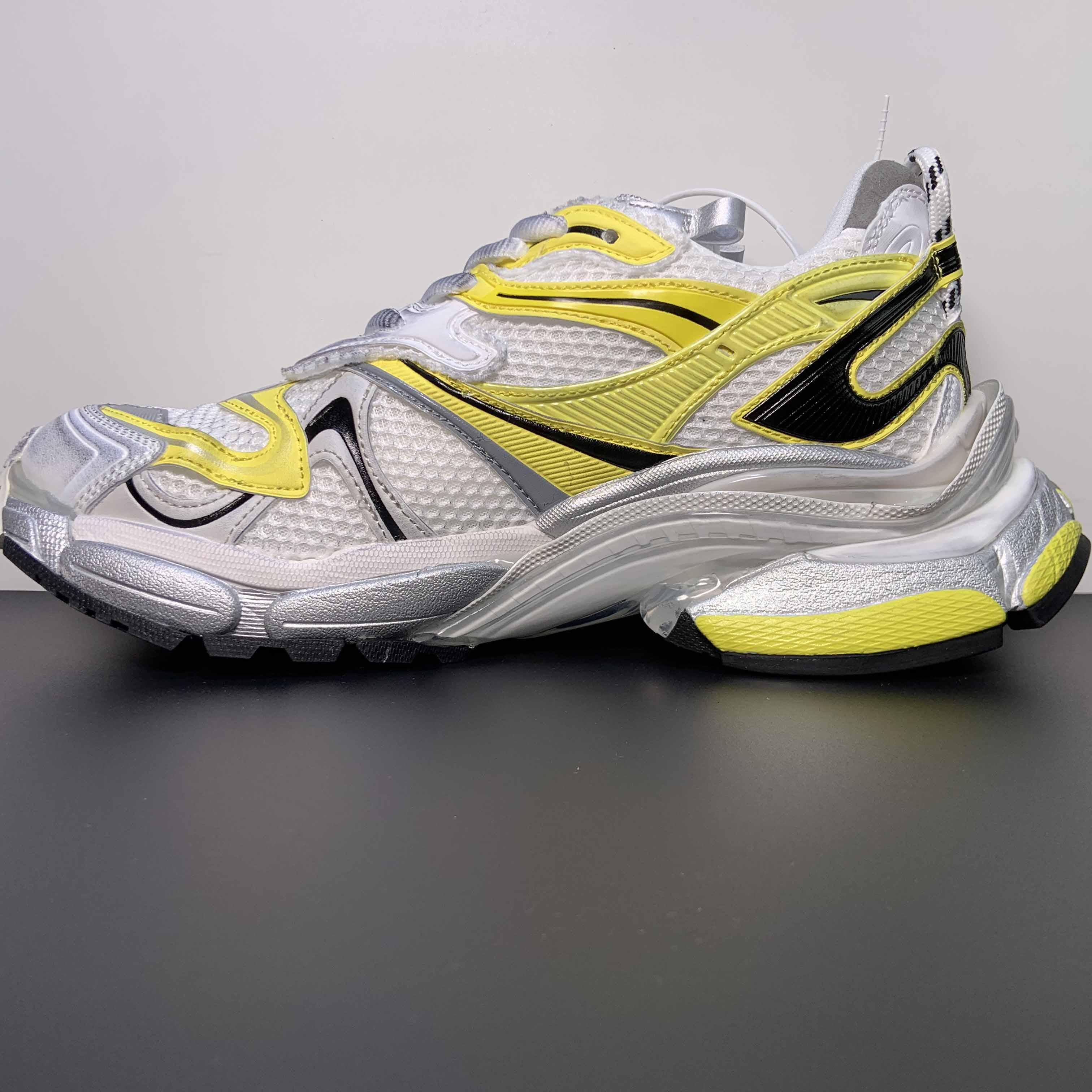 Balenciaga Runner 2.0 Sneaker - PerfectKickZ