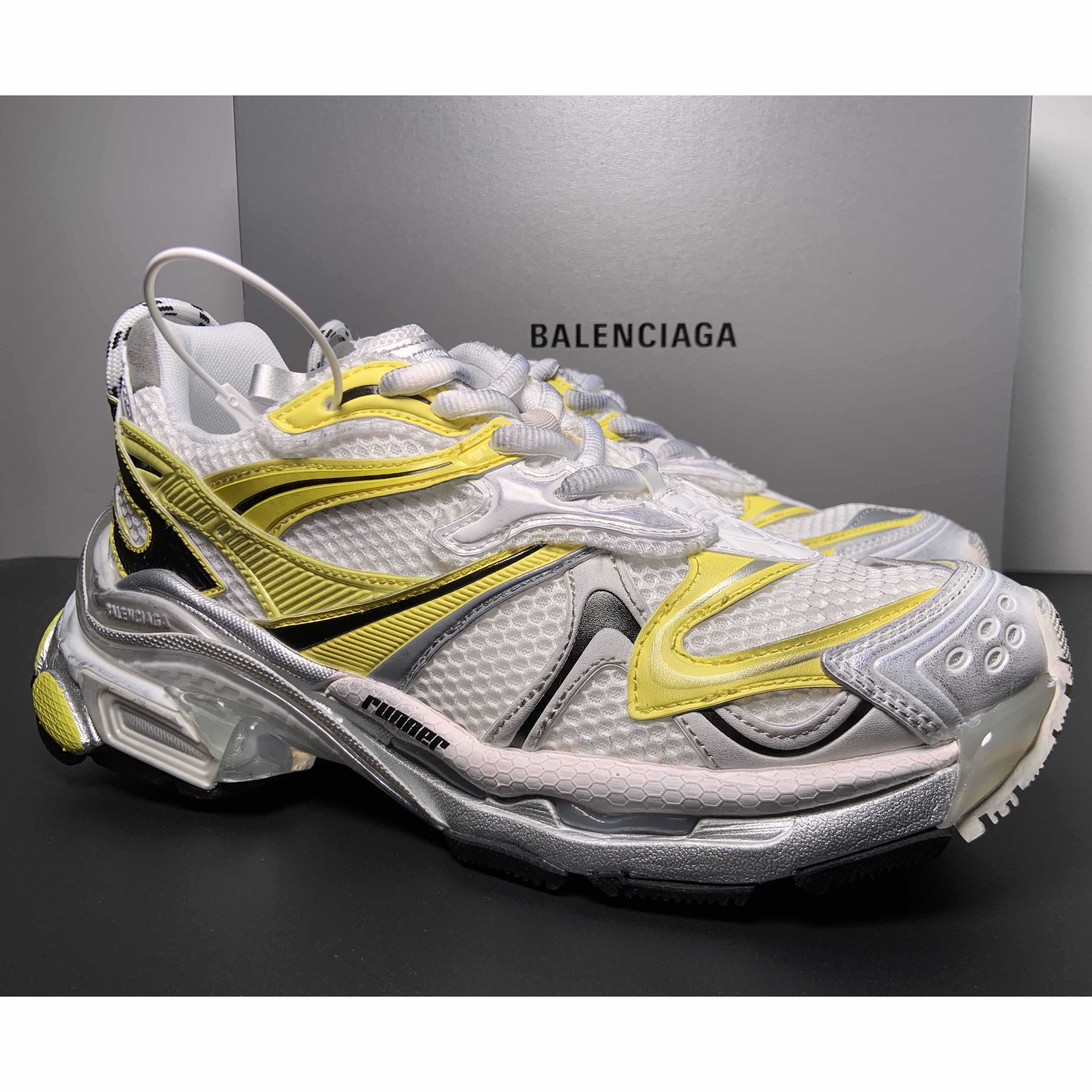Balenciaga Runner 2.0 Sneaker - PerfectKickZ