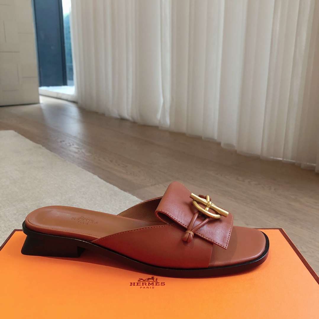 Hermes Isle Sandal - PerfectKickZ