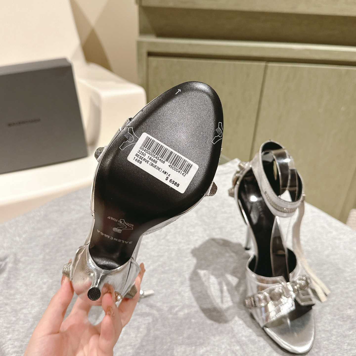 Balenciaga Cagole 110mm Metallic-finish Sandals - PerfectKickZ