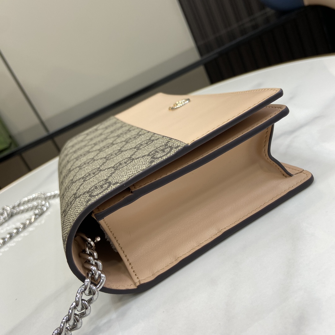 Gucci GG Marmont Chain Wallet - PerfectKickZ